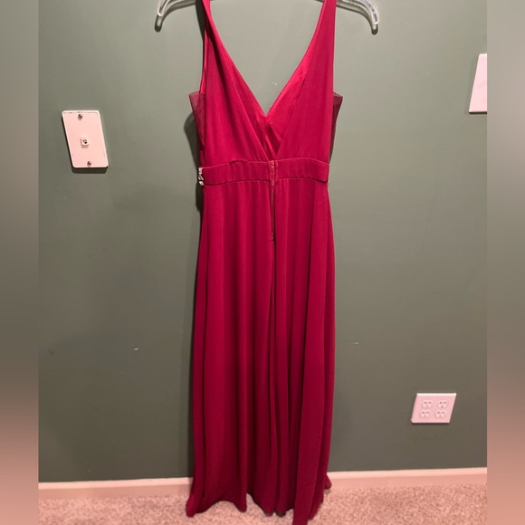 Red dress - Picture 2 of 2